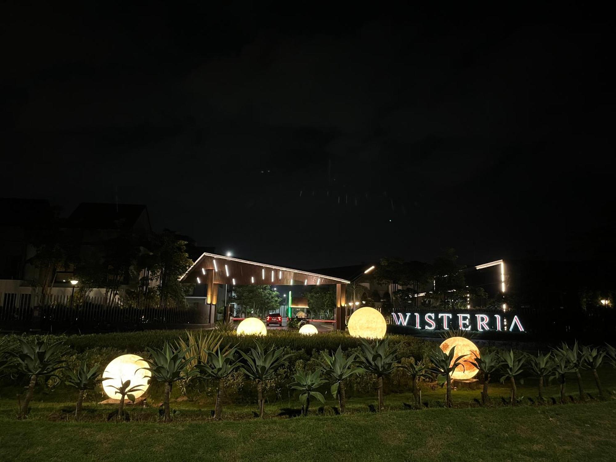 2 Floor Cozy House In Wisteria Jakarta Garden City ภายนอก รูปภาพ